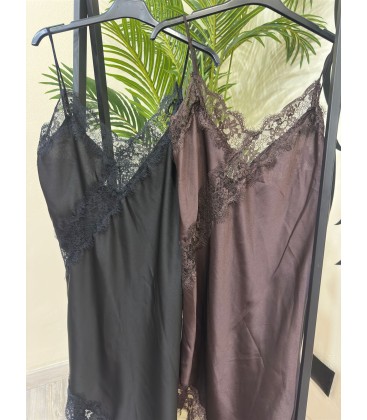 VESTIDO LENCERO